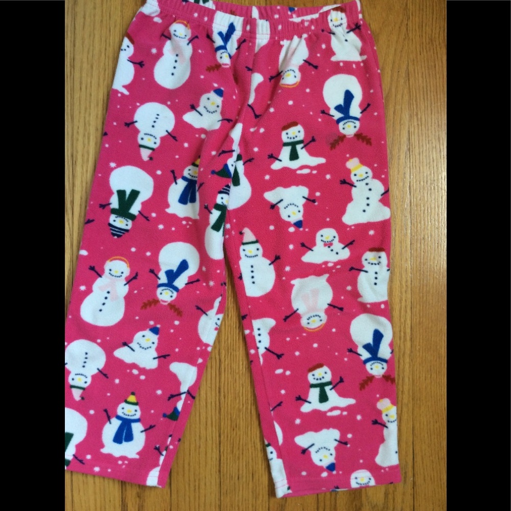 Carter’s pajamas - Picture 4 of 4